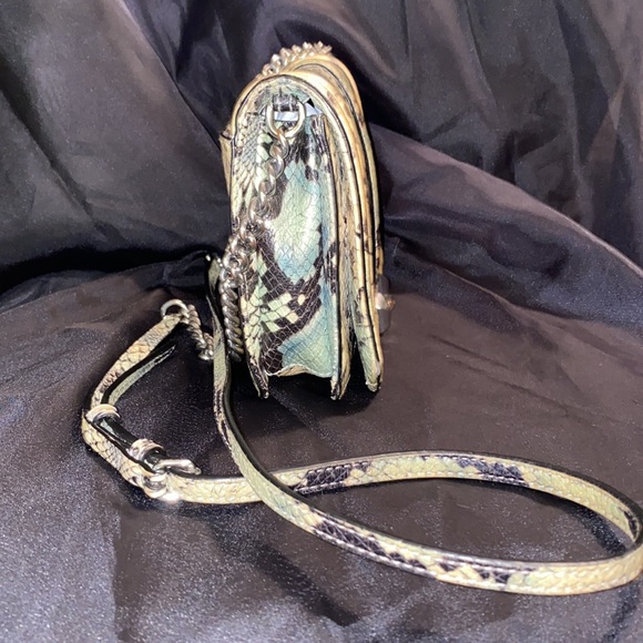 Snake print crossbody bag - Picture 3 of 4